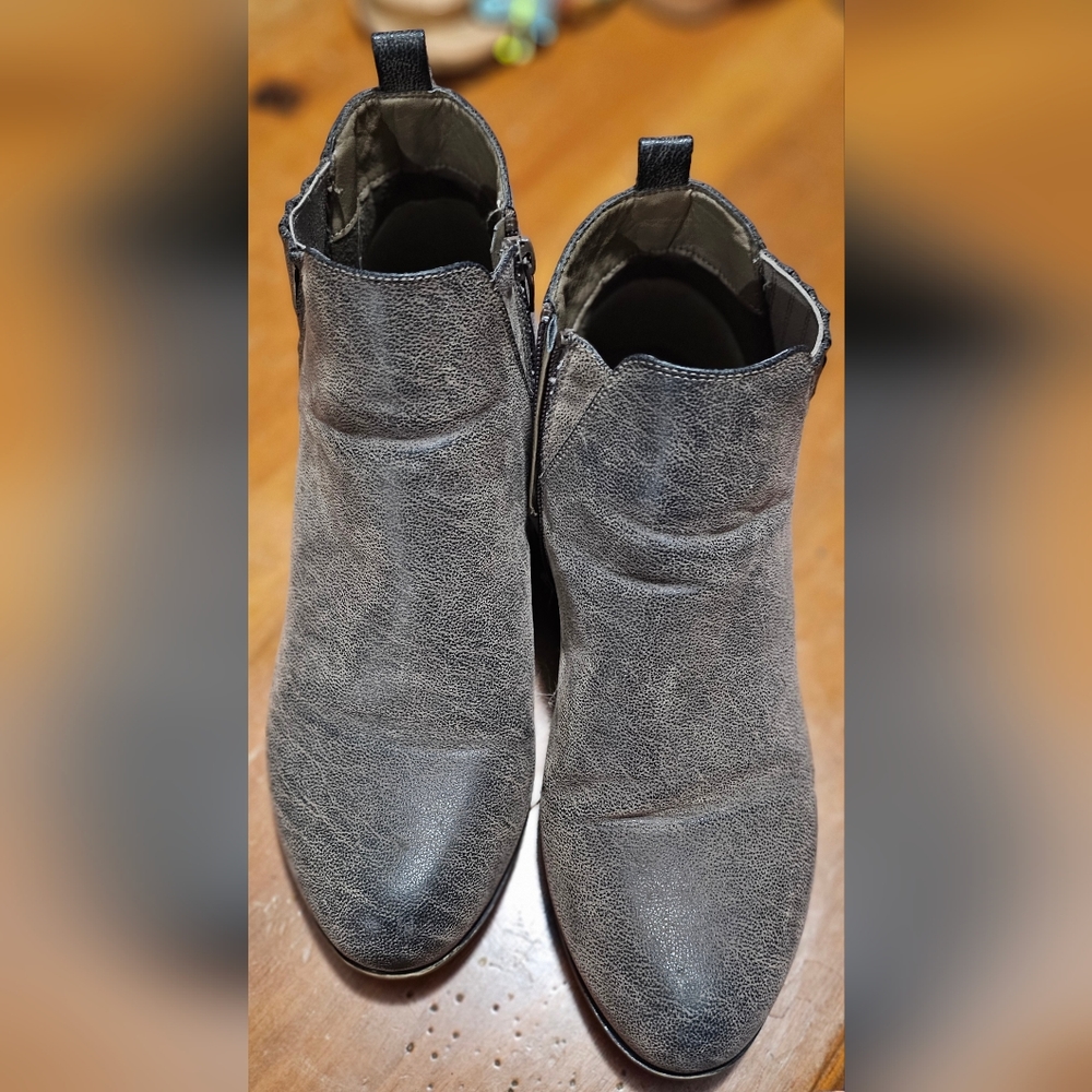 Sophia Taylor 👢 boots 13w offers welcome